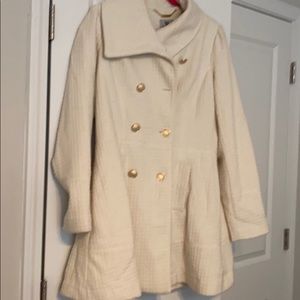 Winter White Coat in Size Large